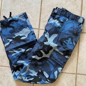 CARGO CAMO PANTS
